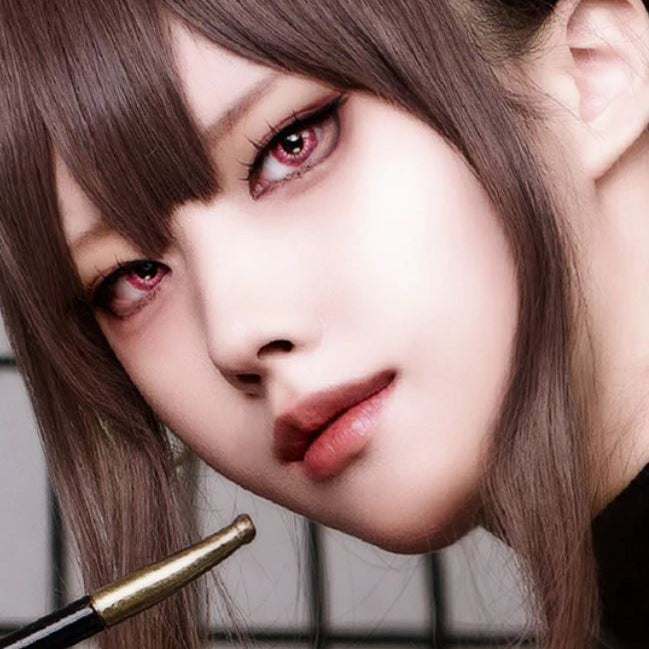 Transform Your Look with Stunning Cosplay Contacts