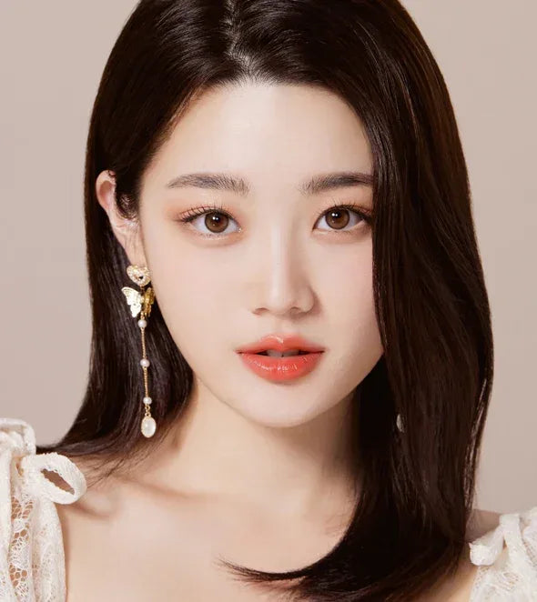 best hazel colored contacts model with dark hair