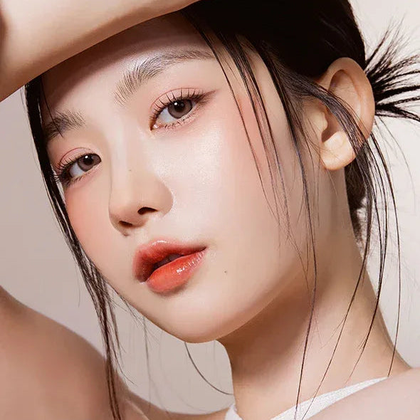 colored contacts for black hair on a dark-haired model